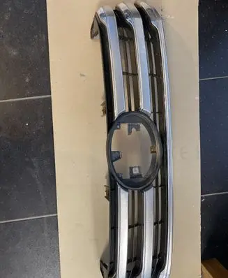 Toyota Hilux (AN120, AN130) Front grill 531000KA70