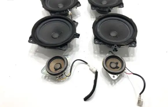 Hyundai i40 Audio system kit 963303V001
