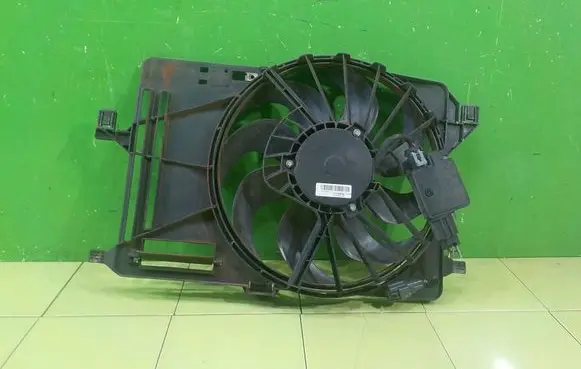 Ford Focus Fan set CV618C607VA WP57