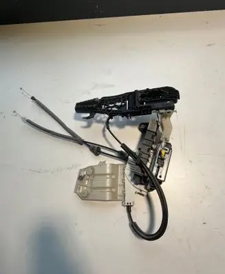 Fiat 500X Coupe door lock (next to the handle) 40116025007 5208383 45316025
