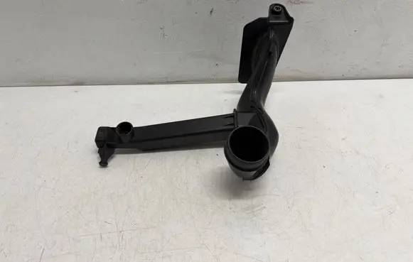 Renault Kangoo II Air intake duct part 8200612287