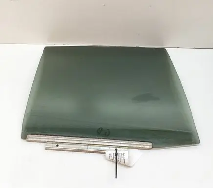 Lexus CT 200H Rear door window glass 6811376020