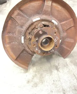 Rear wheel hub spindle/knuckle