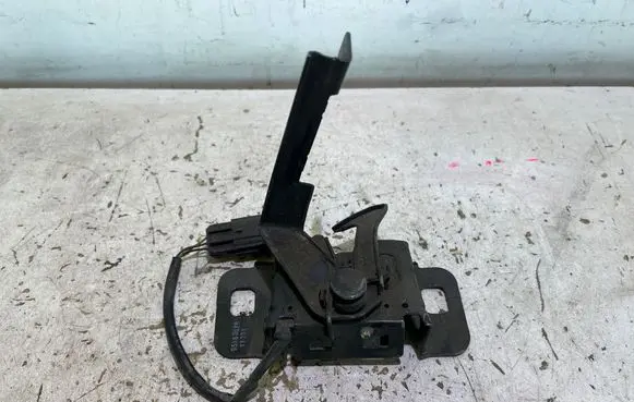Chevrolet Cruze Engine bonnet/hood lock/catch 95463828 11181