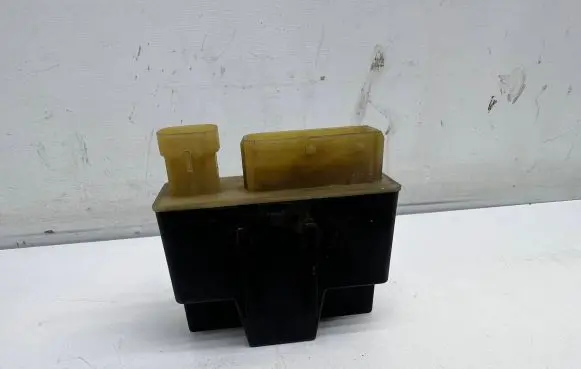 Glow plug pre-heat relay