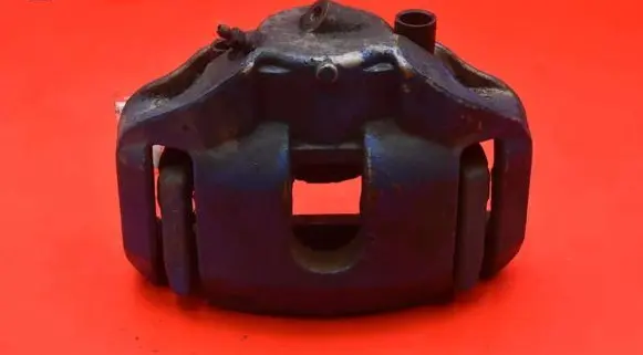 BMW 5 E60 E61 Front brake caliper