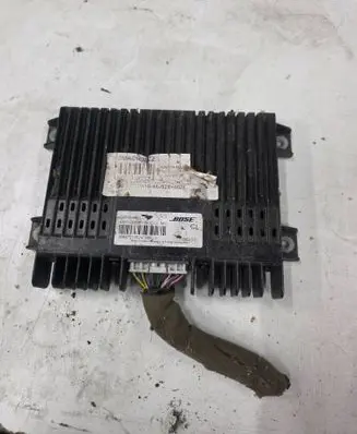 Mazda 6 Sound amplifier GM1B6692X