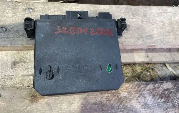Mercedes-Benz E W210 Door control unit/module 2108203526 S2501Z006