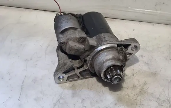 Skoda Fabia Mk1 (6Y) Starter motor 02T911023R 0001120406