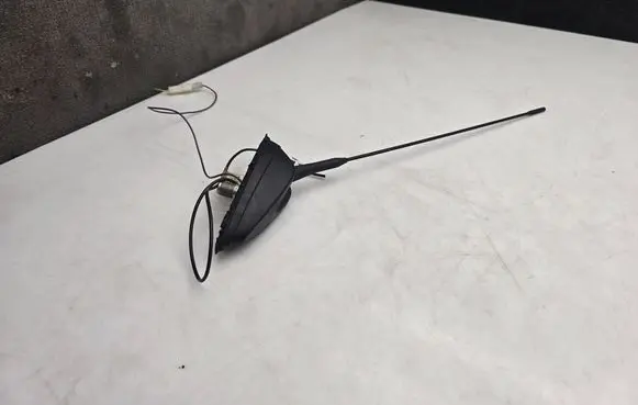 Volkswagen Crafter Aerial GPS antenna A9068200475 ZGS006