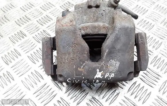 Honda Civic IX Front brake caliper