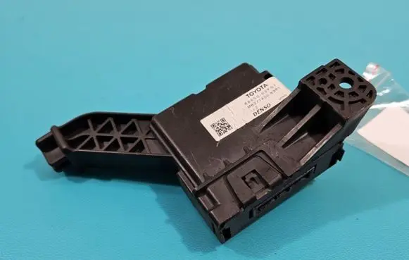 Toyota Corolla E160 E170 Central body control module 88650-02F51 IMPRK1396910