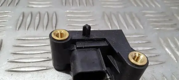 BMW 5 E60 E61 Airbag deployment crash/impact sensor 6977398 65.77001366