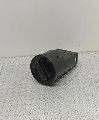 Volkswagen PASSAT B5 Light switch 1C0941531A