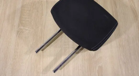 Renault Laguna III Rear seat headrest 