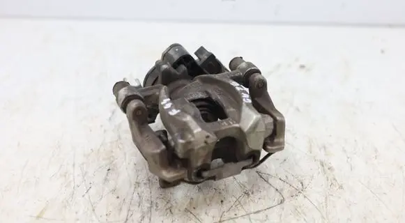 BMW 2 F44 Rear brake caliper 6885537