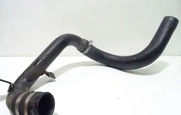 Nissan Pathfinder Coolant pipe/hose 