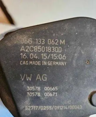 Volkswagen Jetta VI Speedometer (instrument cluster) A2C85018300 3057800665 06G133062M