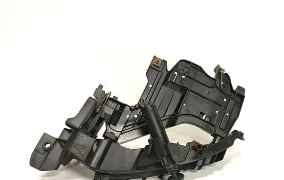 Audi A4 S4 B8 8K Headlight/headlamp mounting bracket 8K0805608