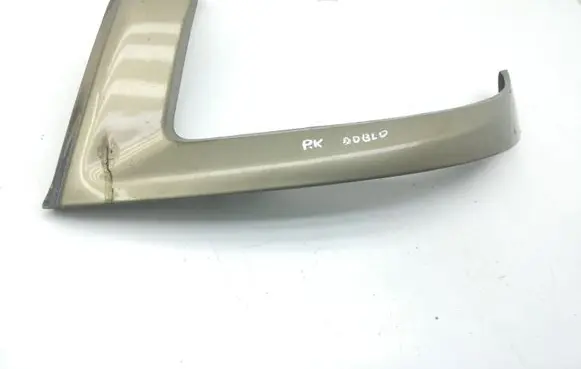Under headlight/headlamp trim
