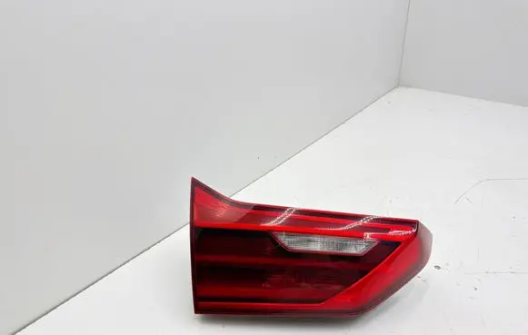 BMW 5 G30 G31 G38 Tailgate rear/tail lights 7388949 631251 631000