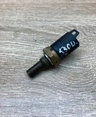 BMW 5 E39 Coolant temperature sensor 1703993