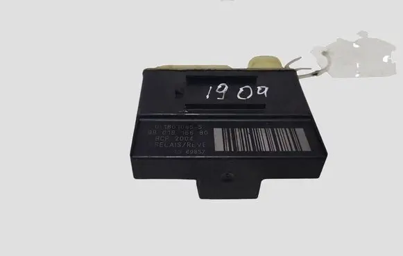 Citroen C4 II Picasso Coolant fan relay 9801916680 018010955