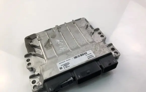 Renault Captur Engine control unit/module ECU 237102703S