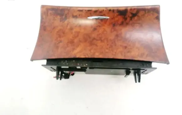 Mercedes-Benz CLS C219 Car ashtray