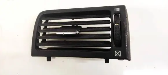 Toyota Avensis T250 Dash center air vent grill 8518