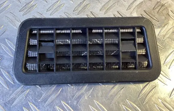 Lexus RX 450H Quarter panel pressure vent 6365548050