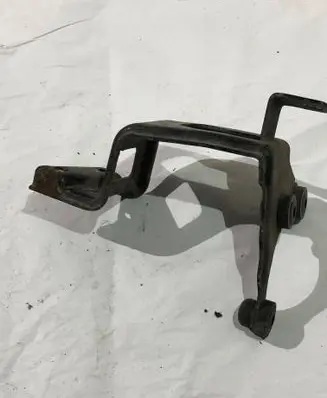 Volkswagen Golf IV ABS pump bracket 1J0614335