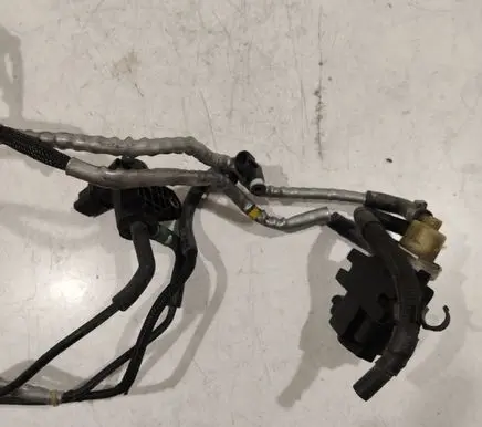 Citroen C4 II Turbo solenoid valve 9672875080 9688124580