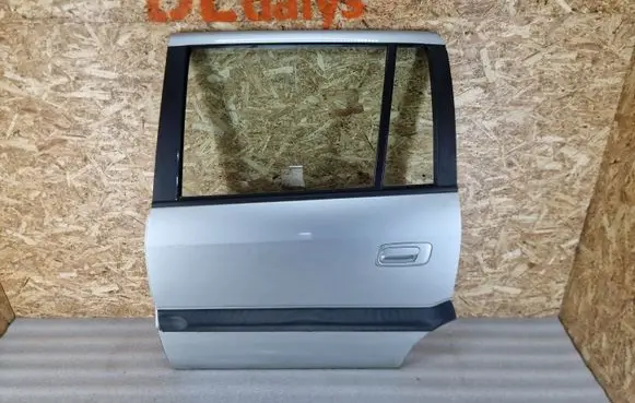 Rear door