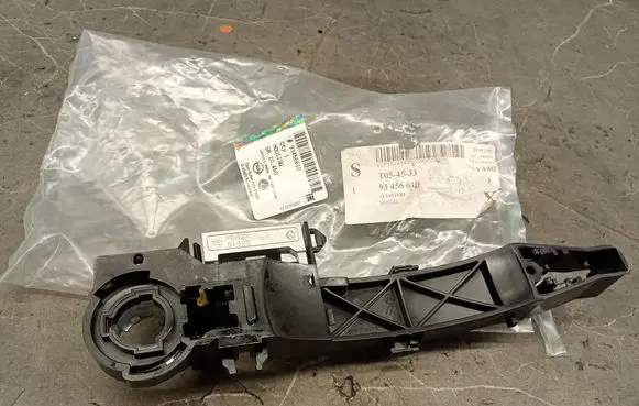 Renault Master III Door (2 Door Coupe) 93456610