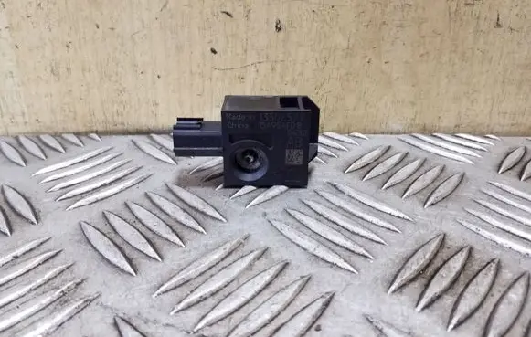 Chevrolet Orlando Airbag deployment crash/impact sensor 13502577