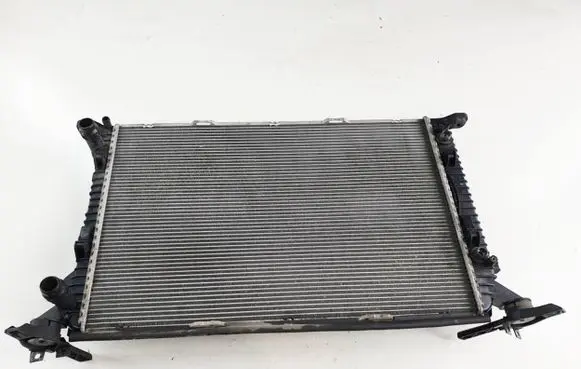 Audi A4 S4 B8 8K Coolant radiator 8K0121251T F16H8005BJ VPTTH8005BJ