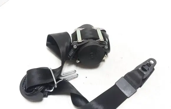 Audi A4 S4 B9 Front seatbelt 635372400A