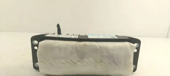 Volkswagen Tiguan Passenger airbag 5K0880204A