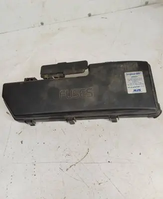 Volvo XC90 Fuse box cover 9494211