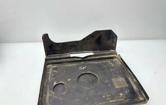 Subaru Forester SF Battery tray 82122FC000