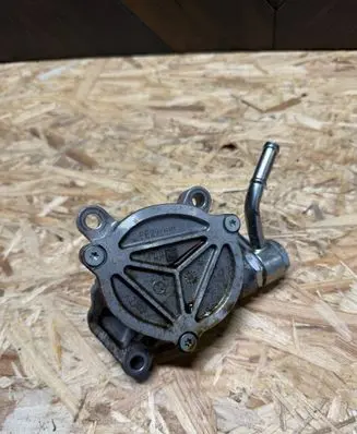 Mazda 2 Vacuum pump 18G00A 230705