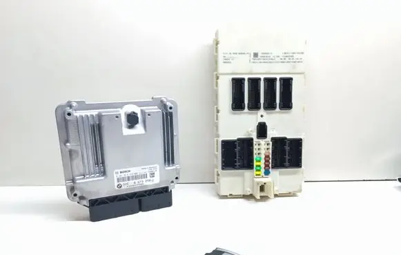 Engine ECU kit and lock set