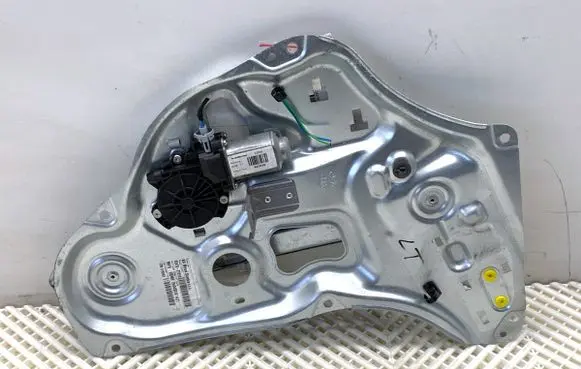 Hyundai ix35 Rear door window regulator with motor 834702Y010