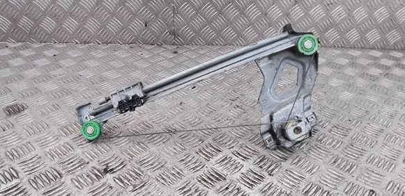 Rear door manual window regulator