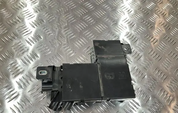 Volvo C40 Battery relay fuse 32359475
