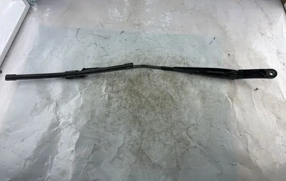 Seat Ibiza IV (6J,6P) Windshield/front glass wiper blade 6J1955410