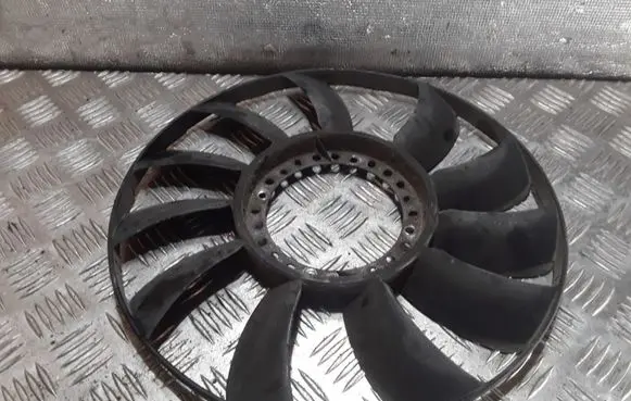 Audi A4 S4 B6 8E 8H Fan impeller 058121301B