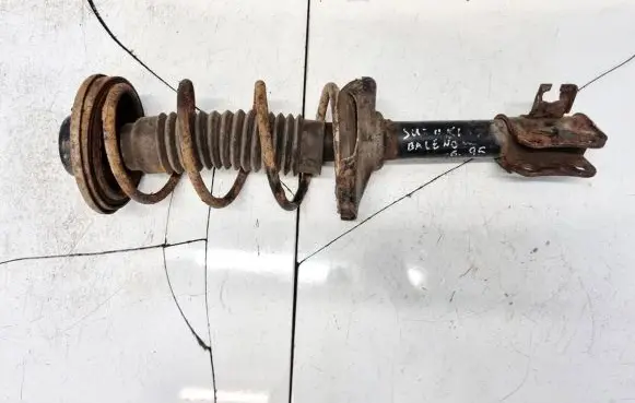 Suzuki Baleno EG Front shock absorber/damper 033186