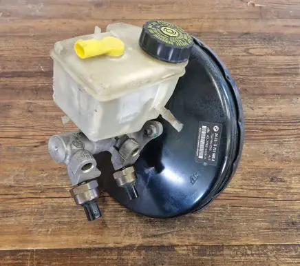 BMW Z3 E36 Master brake cylinder 6754048 6751600 1164458